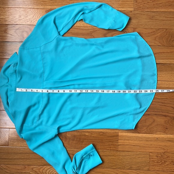 EUC Express Portofino Shirt Bright Blue Size Small - Picture 4 of 8